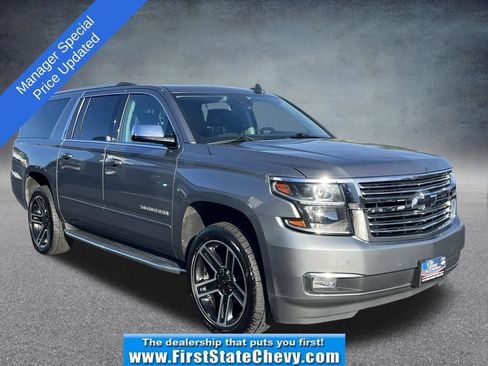 Used 2020 Chevrolet Suburban Premier AWD/4WD image 1