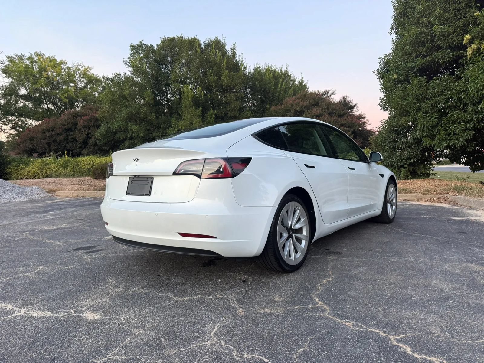 Used 2021 Tesla Model 3 Standard Range Plus RWD image 8