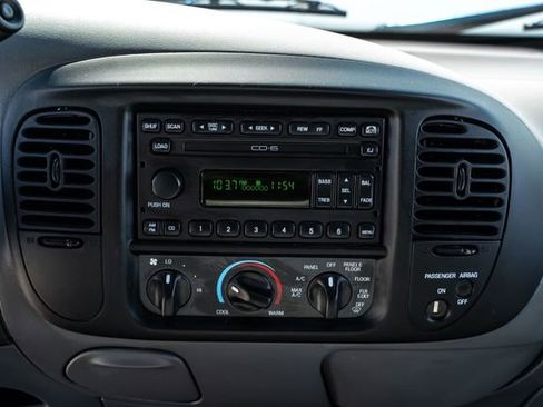 Used 2004 Ford F150 Lightning image 30