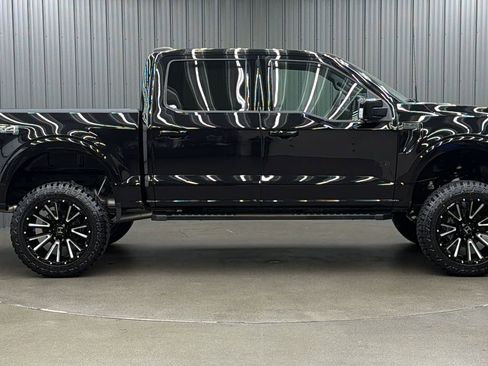 Used 2025 Ford F150 Lariat image 6