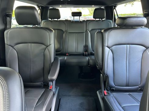 New 2026 Jeep Grand Wagoneer L image 13