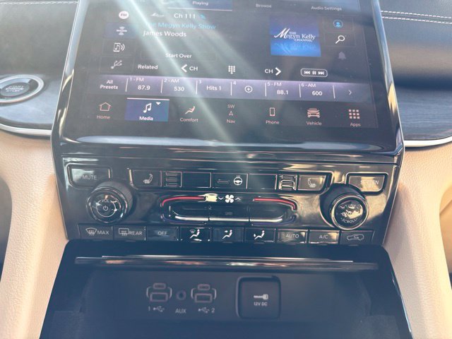 Used 2022 Jeep Grand Cherokee L Limited AWD/4WD image 23