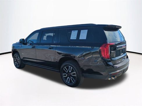 Used 2024 GMC Yukon XL AT4 w/ AT4 Premium Package image 7