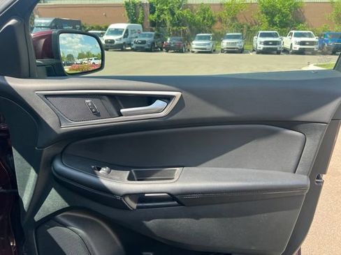 Used 2024 Ford Edge SEL w/ Convenience Package AWD/4WD image 8