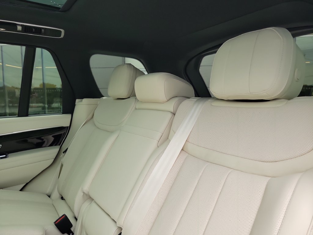 New 2027 Land Rover Range Rover SE AWD/4WD image 15