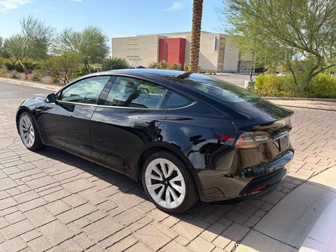 Used 2023 Tesla Model 3 Standard Range RWD image 4