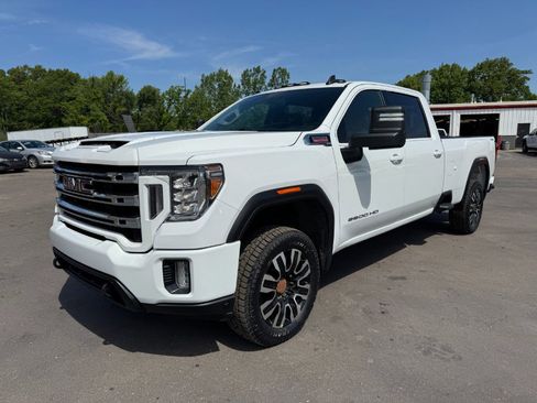 Used 2022 GMC Sierra 2500 SLE AWD/4WD image 1