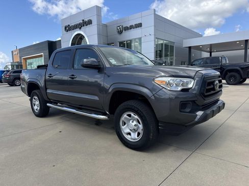Used 2020 Toyota Tacoma SR w/ SR Convenience Package RWD image 1