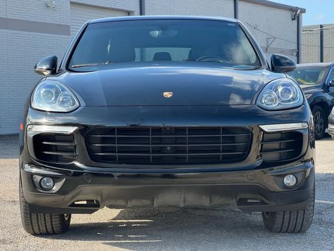 Used 2017 Porsche Cayenne Platinum Edition image 11