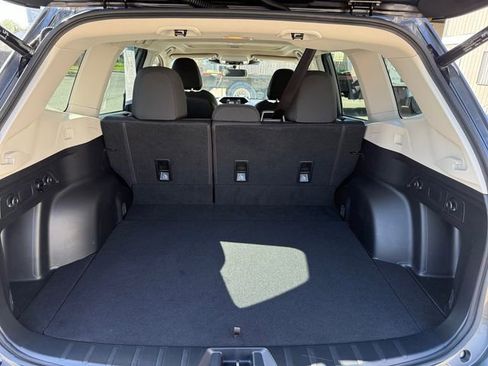 Used 2023 Subaru Forester Premium AWD/4WD image 22