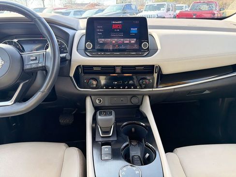 Used 2023 Nissan Rogue SL image 21