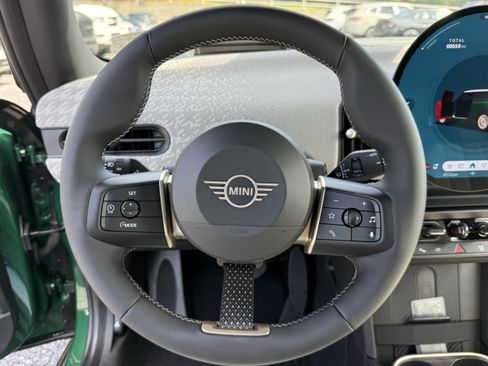 Used 2026 MINI Cooper 2-Door Hardtop FWD image 14
