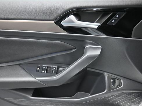 Used 2021 Volkswagen Jetta SEL Premium image 10