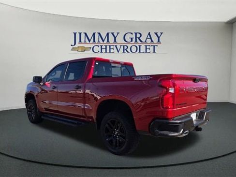 Used 2025 Chevrolet Silverado 1500 LT Trail Boss w/ Convenience Package II image 5