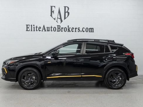 Used 2024 Subaru Crosstrek 2.5i Sport w/ Crosstrek Mirror Package AWD/4WD image 2