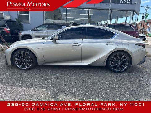 Used 2022 Lexus IS 350 F Sport image 2