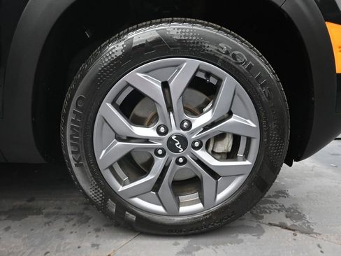 Used 2024 Kia Seltos S image 28