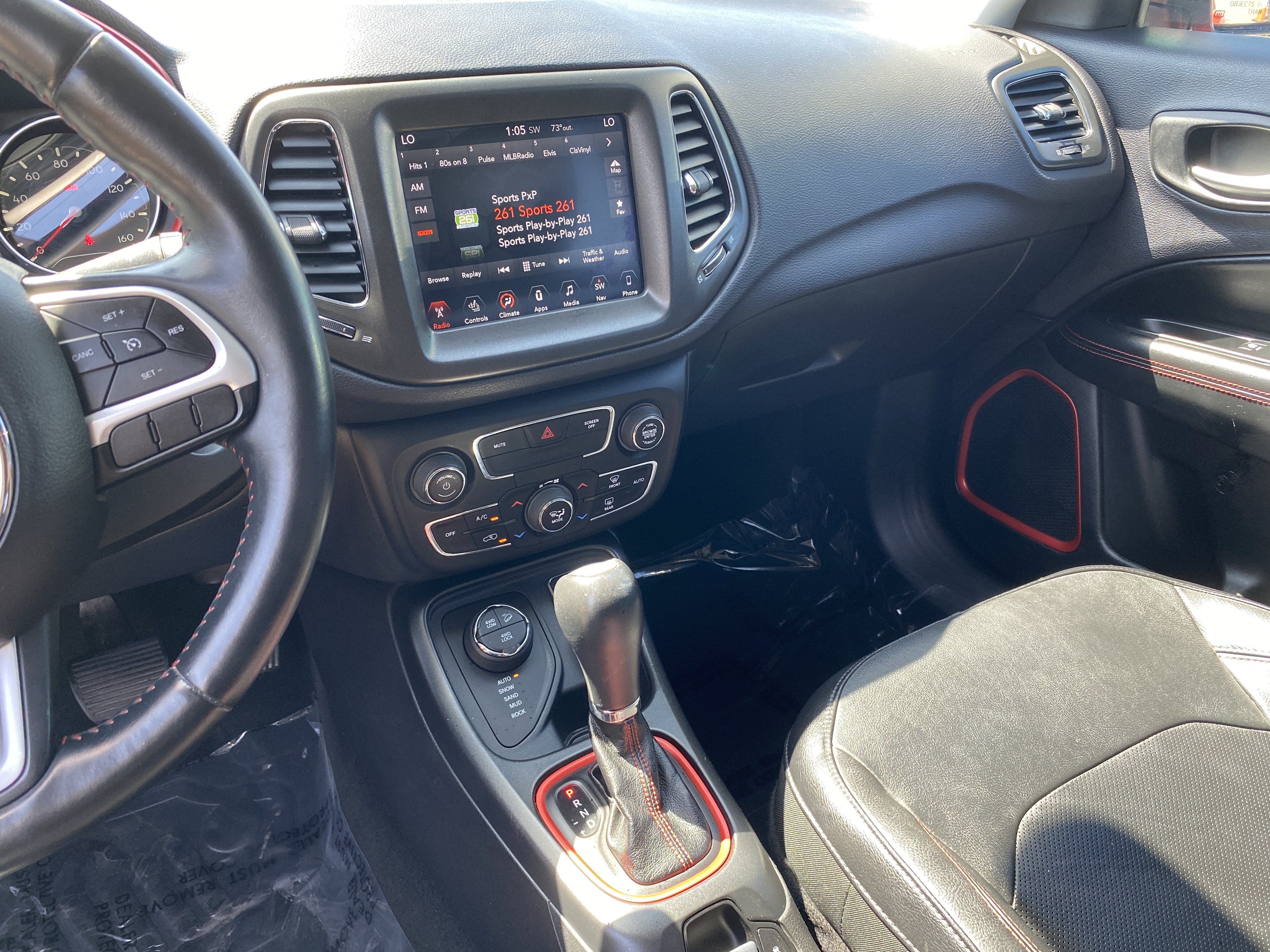 Used 2017 Jeep Compass Trailhawk w/ Leather Interior Group AWD/4WD image 14