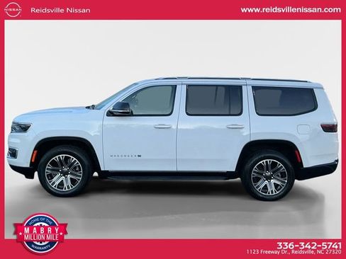 Used 2024 Jeep Wagoneer Series II image 3