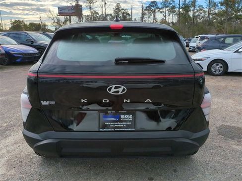 New 2026 Hyundai Kona SE image 6