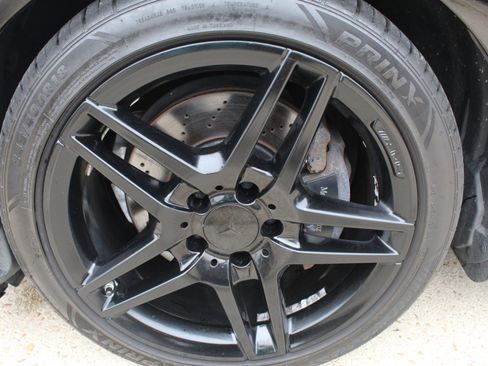 Used 2014 Mercedes-Benz E 350 4MATIC Sedan w/ Premium 1 Package image 37