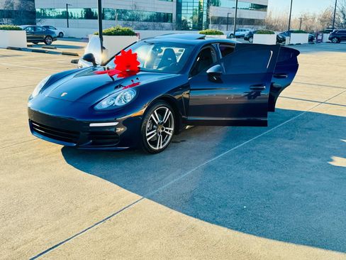 Used 2016 Porsche Panamera Edition RWD image 58