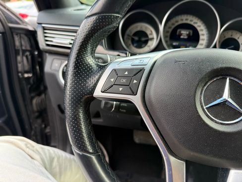 Used 2014 Mercedes-Benz E 350 Sedan image 24