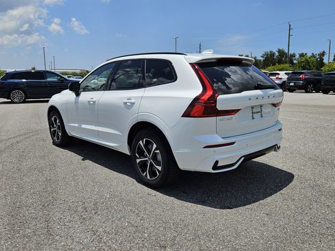 New 2026 Volvo XC60 B5 Core w/ Protection Package image 5