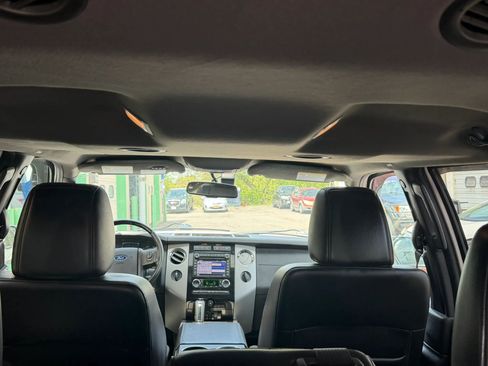 Used 2013 Ford Expedition Limited AWD/4WD image 23