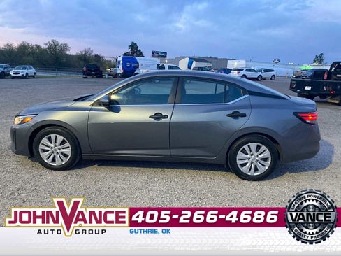 Used 2025 Nissan Sentra S image 2