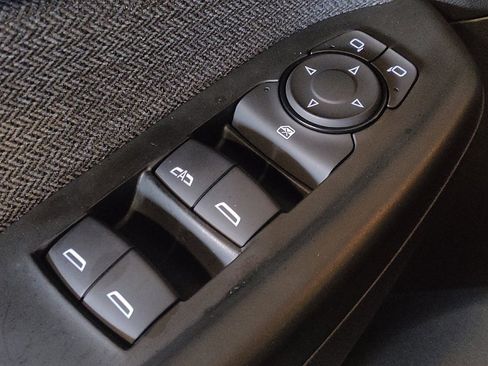 Used 2025 Chevrolet TrailBlazer LT FWD image 27
