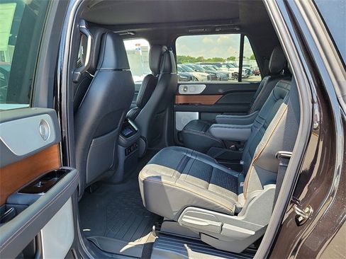 New 2024 Lincoln Navigator L Black Label image 5