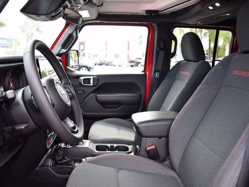 Used 2026 Jeep Wrangler Unlimited Rubicon AWD/4WD image 20