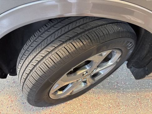 Used 2024 Ford Escape ST-Line AWD/4WD image 32