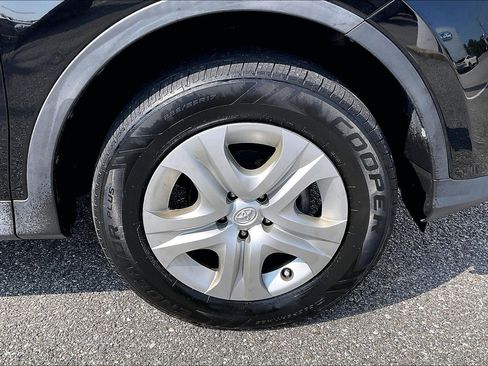 Used 2014 Toyota RAV4 LE FWD image 9