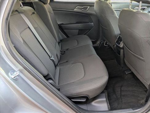 Used 2024 Kia Sportage LX image 18