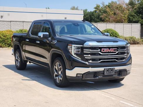 Used 2024 GMC Sierra 1500 SLT RWD image 3