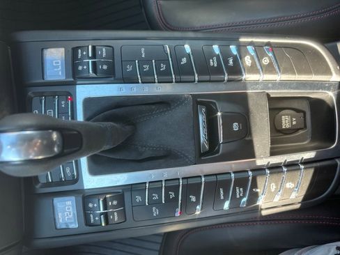 Used 2017 Porsche Macan GTS image 7