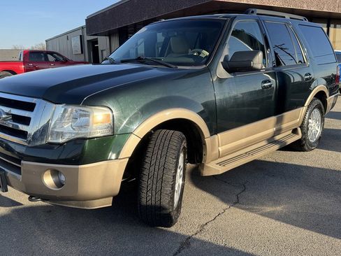 Used 2014 Ford Expedition XLT w/ Equipment Group 201A image 3