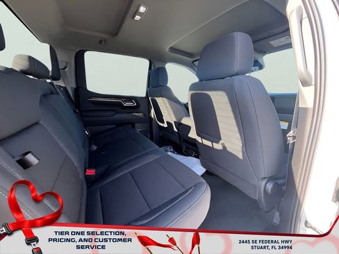 New 2025 GMC Sierra 1500 Elevation image 34