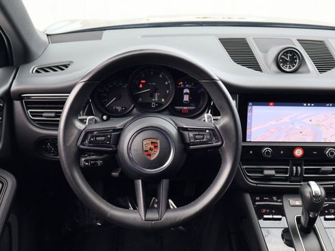 Certified 2025 Porsche Macan w/ Premium Package Plus AWD/4WD image 13