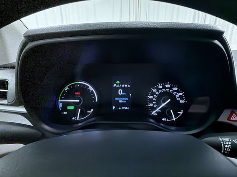 Certified 2021 Toyota Sienna LE AWD/4WD image 22
