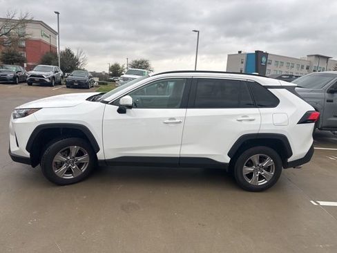 Used 2024 Toyota RAV4 XLE image 6