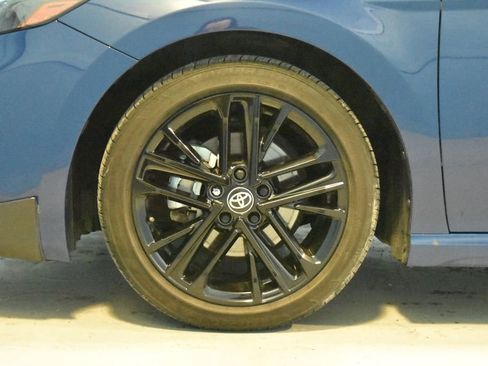 Used 2025 Toyota Camry SE image 25