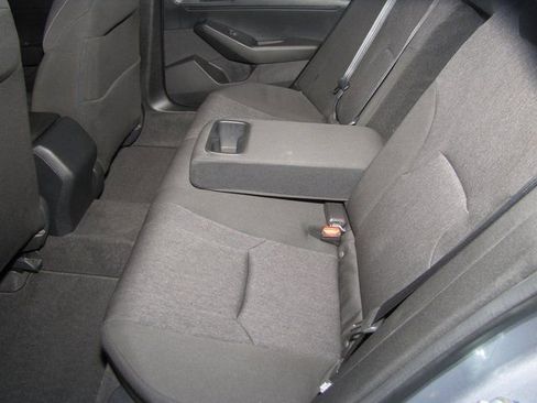 Certified 2023 Honda Accord LX image 11