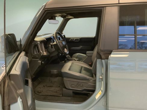 Used 2023 Ford Bronco Outer Banks image 15