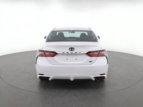 Used 2022 Toyota Camry SE w/ Carpet Mat Package (TMS) FWD image 39