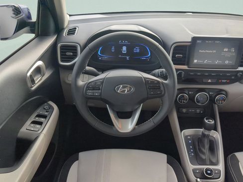 New 2026 Hyundai Venue SEL FWD image 13