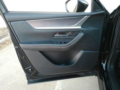 Used 2024 MAZDA CX-90 3.3 Turbo w/ Premium Package image 15