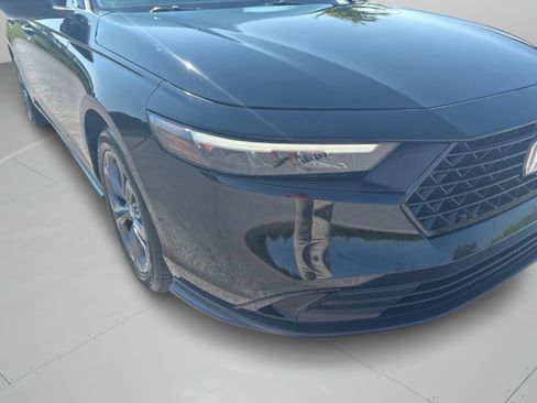 Used 2023 Honda Accord EX image 28